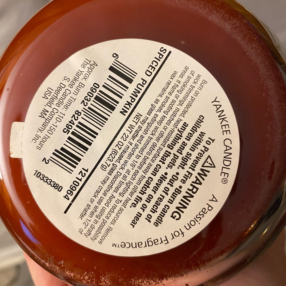 Yankee Candle Large Jar Spiced Pumpkin Collector’s Edition 2010 - Picture 3 of 4